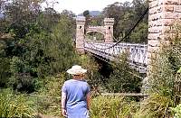 tn_02-hampden_bridge_jpg.jpg (10222 octets)