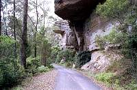 b03-rock.jpg